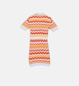 فستان محبوك شيفرون بشعار العلامة التجارية