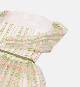 فستان بأكمام طويلة مطرز بأزهار