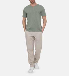 تيشيرت غير رسمي بياقة بشكل في