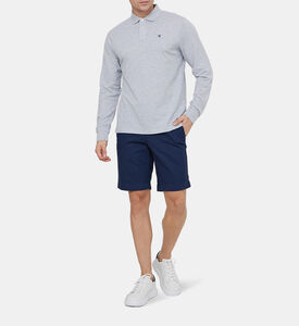 بولو بقصة ضيقة بشعار