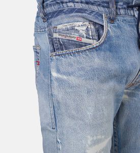 بنطال جينز برباط إغلاق