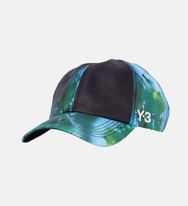 قبعة كلاسيكية الشكل بطبعة شعار