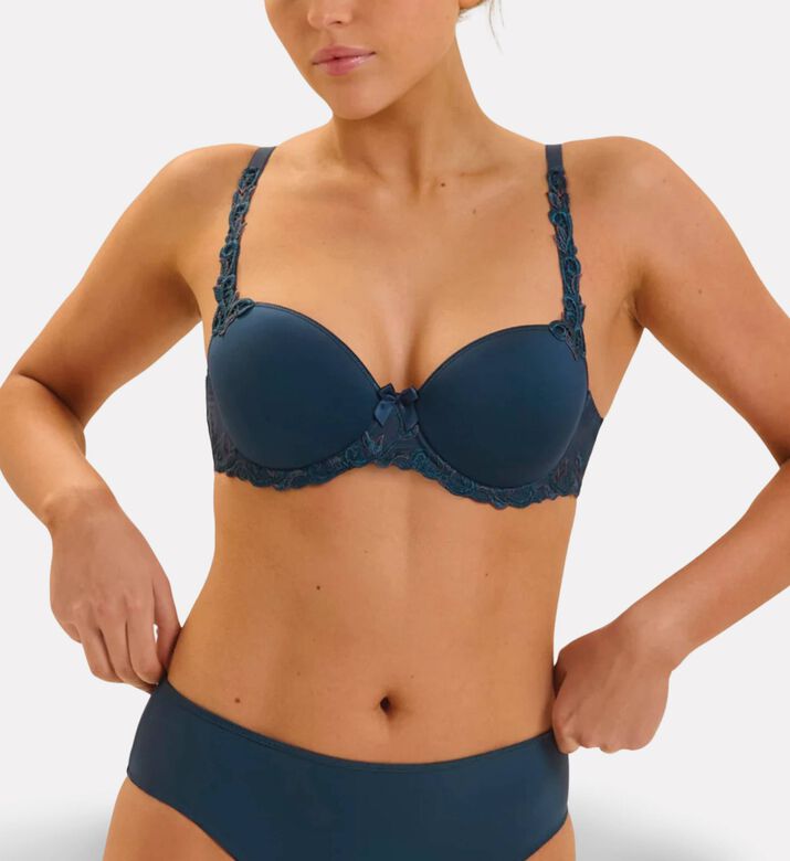 Simone Perele Squared Neckline Spacer Bra, Model View