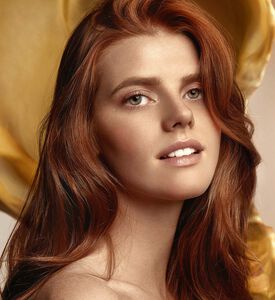 برايمر حريري لامع ومرطب