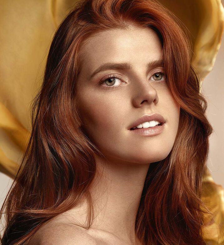 برايمر حريري لامع ومرطب