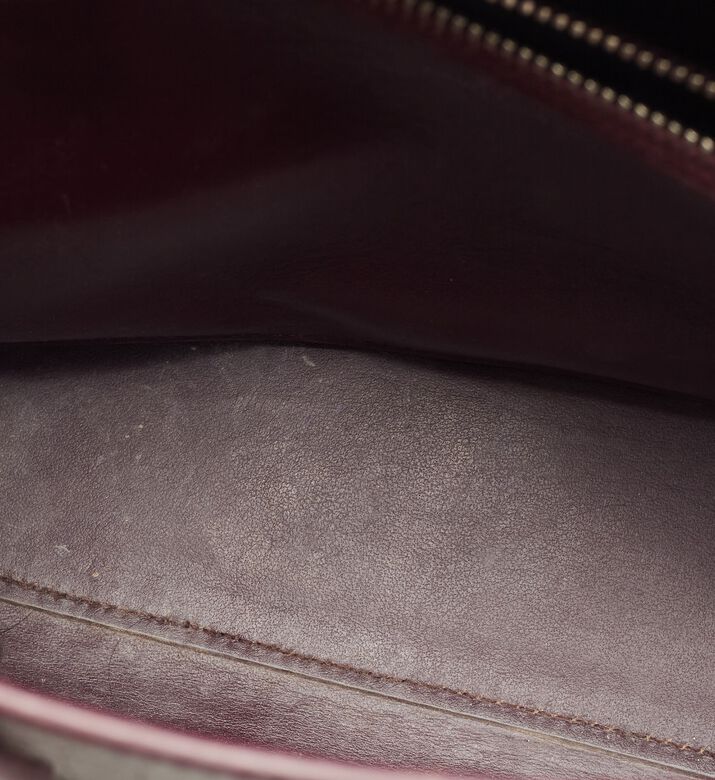 Yves Saint Laurent Saint Laurent Croc-embossed Leather Classic Tote Bag, Packshot View