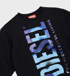 سويت شيرت قطني بطبعة شعار الجرافيك