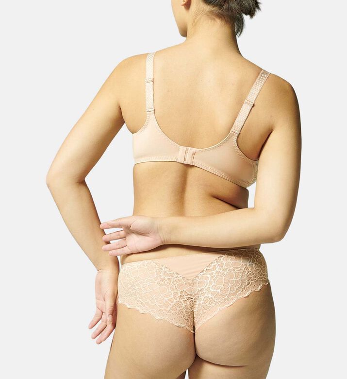 Simone Perele Caresse Rigid Moulded Bra, Nude, 105, E, Model View