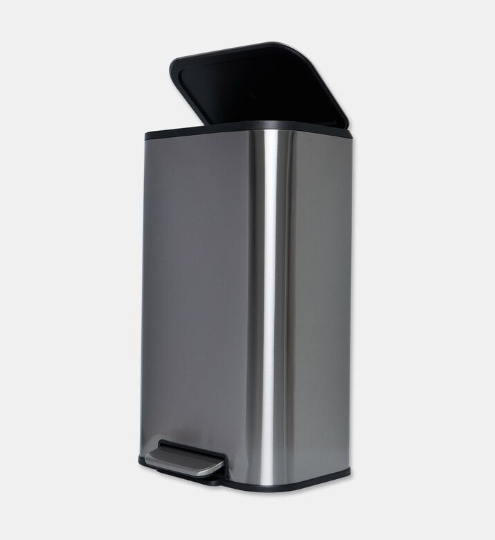 Home Deco and More Soft Close Fingerprint Proof Pedal Bin, Silver, 20-l, Packshot View