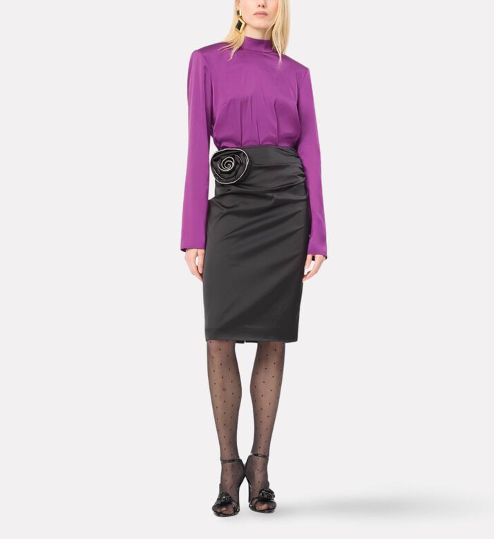 Rotate Skirt Midi Rose, Model View