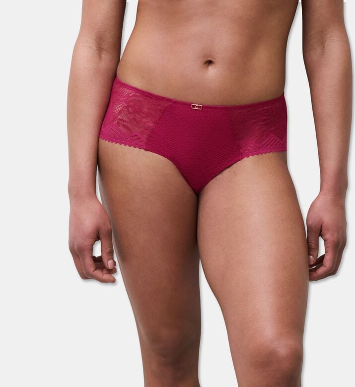 Chantelle Lace Shorty Briefs, Dark-pink, S, Model View