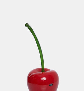 منحوتة كريستالية بشكل كرزة