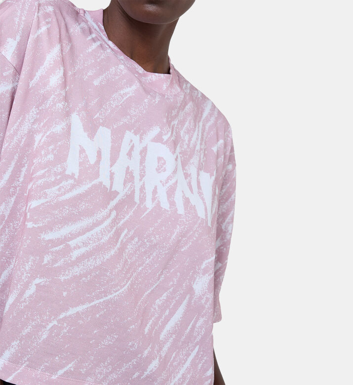 تيشيرت قصير بأكمام قصيرة