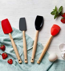 ملعقة صغيرة مصنوعة من السيليكون