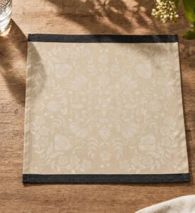 Jacquard Feerie Cotton Napkin, Model View