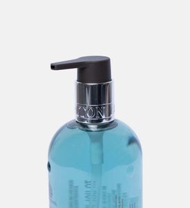 غسول اليد بالشمر البحري من السرو الساحلي