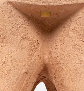 Look Glass Fiber Curved Leg Stool Look Glass Fiber Curved Leg Stool