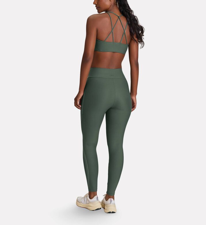 LIVE! Hydrafit Adaptiv Act Top, Olive, L, Model View