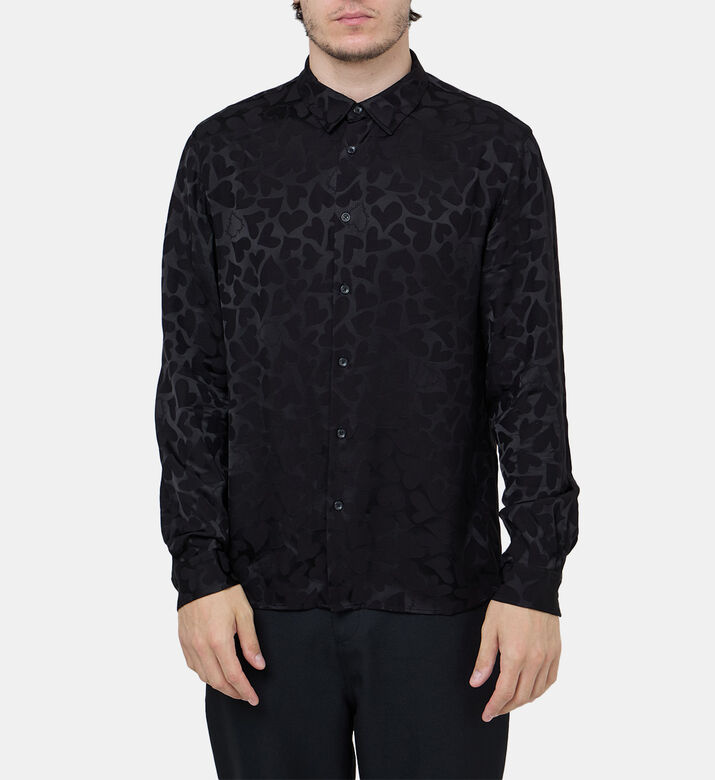 قميص جاكار بطبعة قلوب