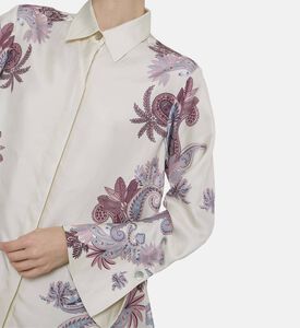 Carter and White Shirt Claira, Model View