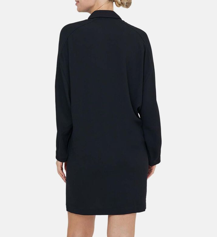 فستان من الكريب بقصة مستقيمة من ريفا