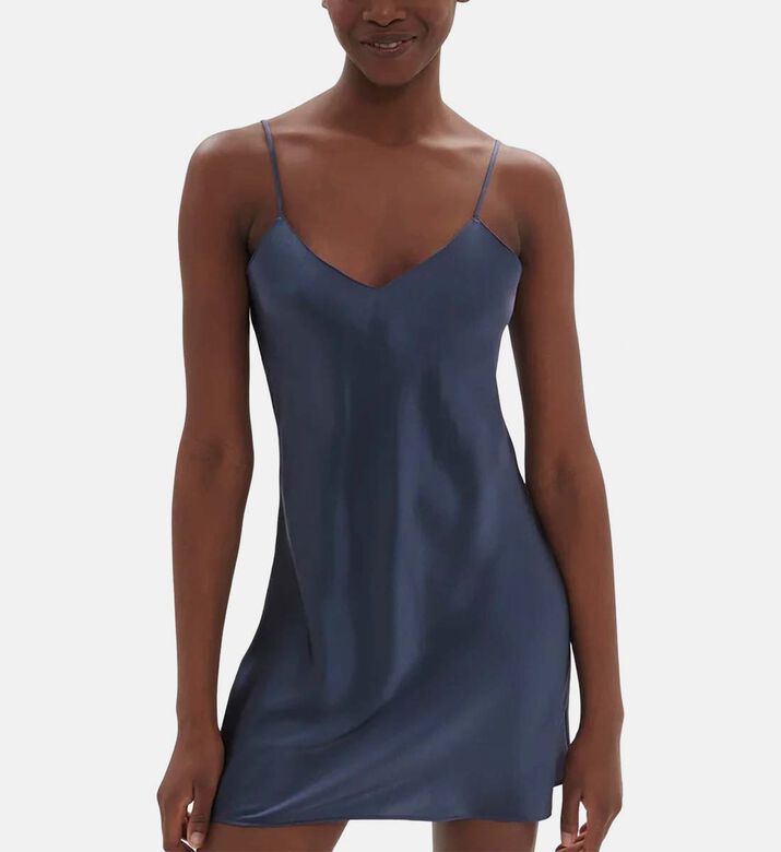 Fitted Fluid Sleeveless Nightdress