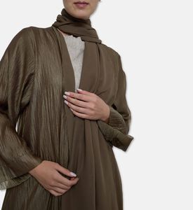 BANOU Abaya Raffle, Model View