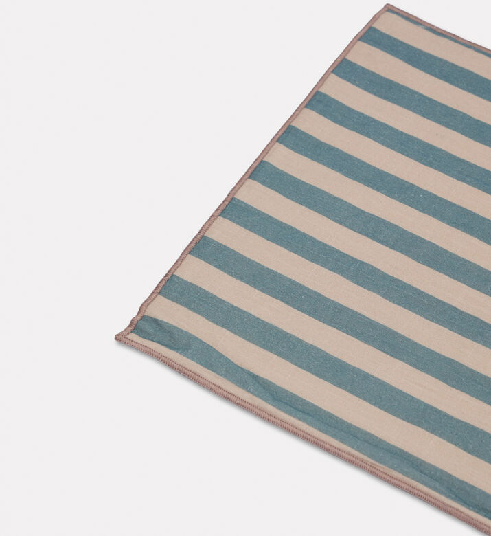 Home Deco and More Linea Clean Hemming Placemat, Packshot View