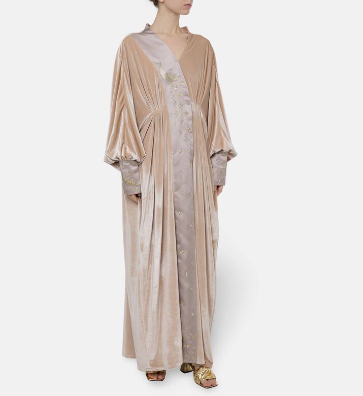 BANOU Dress Pearl, Model View