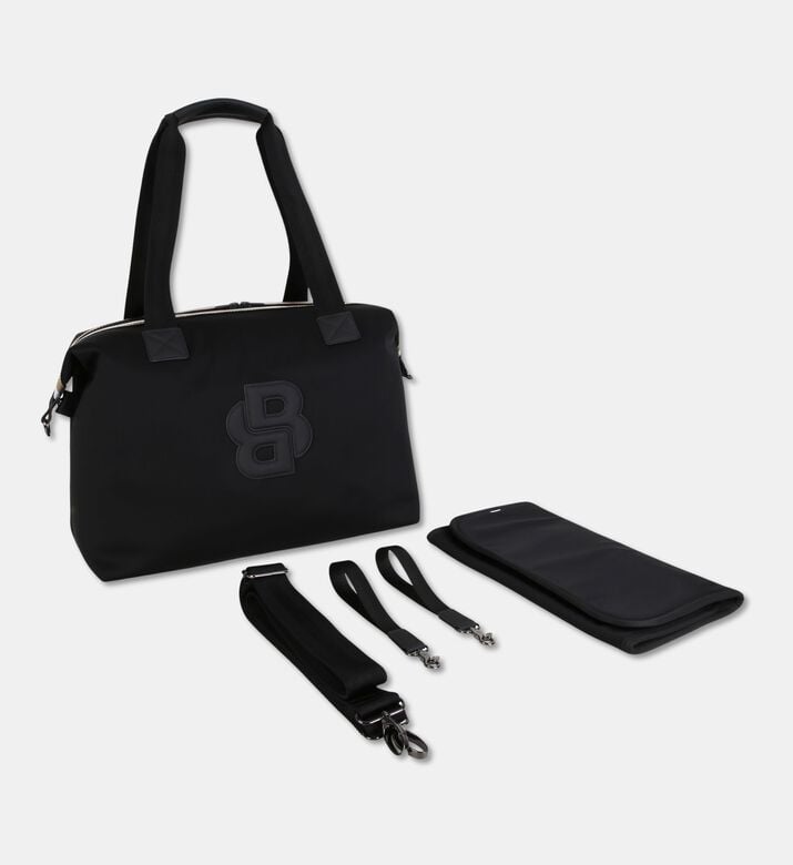 Boss Bag Changing, Packshot View