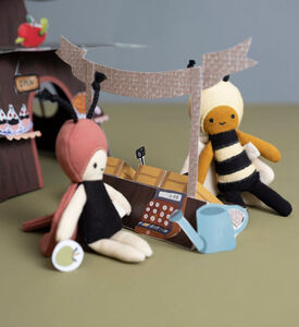 لعبة خنفساء صديقة الجيب مخمل