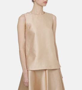 بلوزة دوتشيس بقصّة واسعة