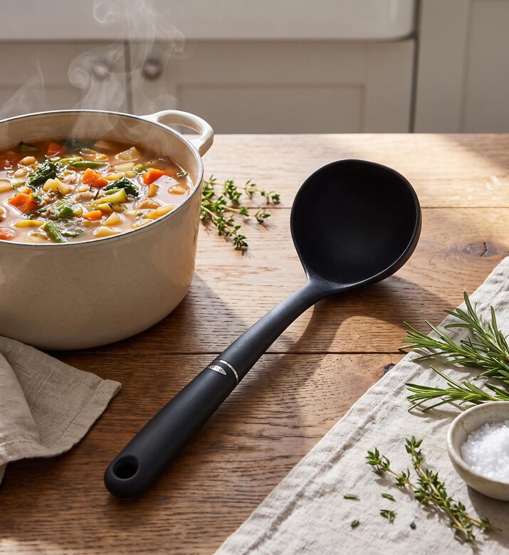 Oxo Neylon Heat-resistant Ladle- 33x8.9x7.6 Cm, Model View