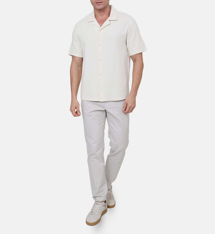 قميص بياقة بطية مزخرفة