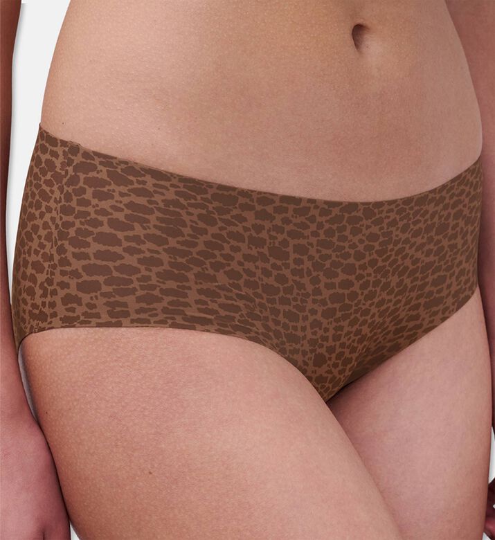 Chantelle Shorty, Brown, Model View