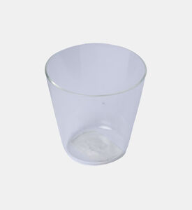 كوب ماء زجاجي دائري