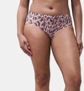 Chantelle Seamless Mid-rise Shorty, Model View