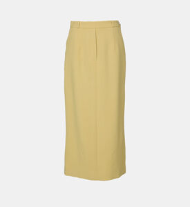 تنورة صوف مصممة بتفاصيل متباينة