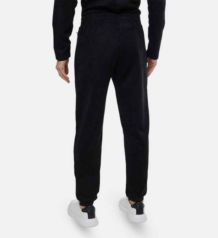 EA7 Pant, Model View