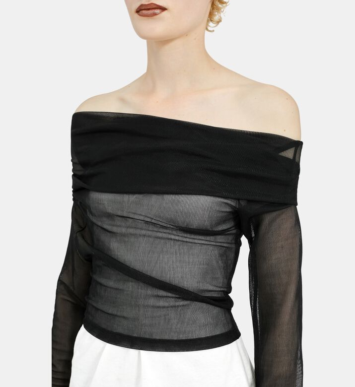 بلوزة جيرسيه مضلعة شفافة