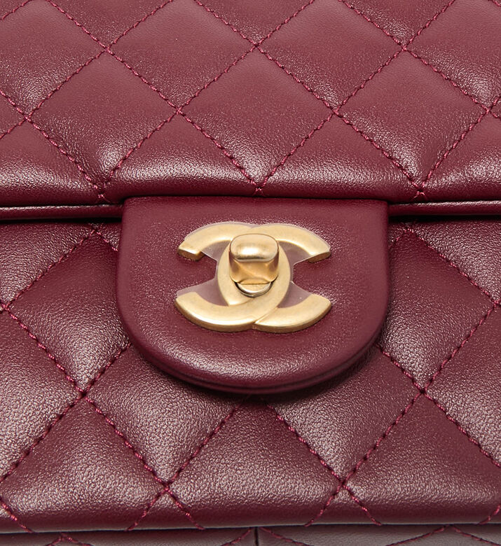 Chanel Preowned Coco Chanel Quilted Leather Medium Flap Bag, Packshot View