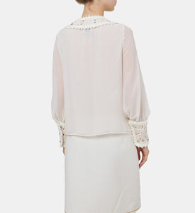 بلوزة بأكمام طويلة بتقليمات تويد