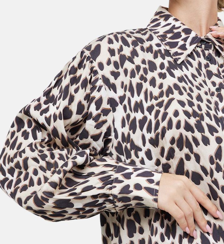 قميص فيسكوز على شكل قلب النمر