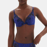 Wish Embroidered Bush Up Bra