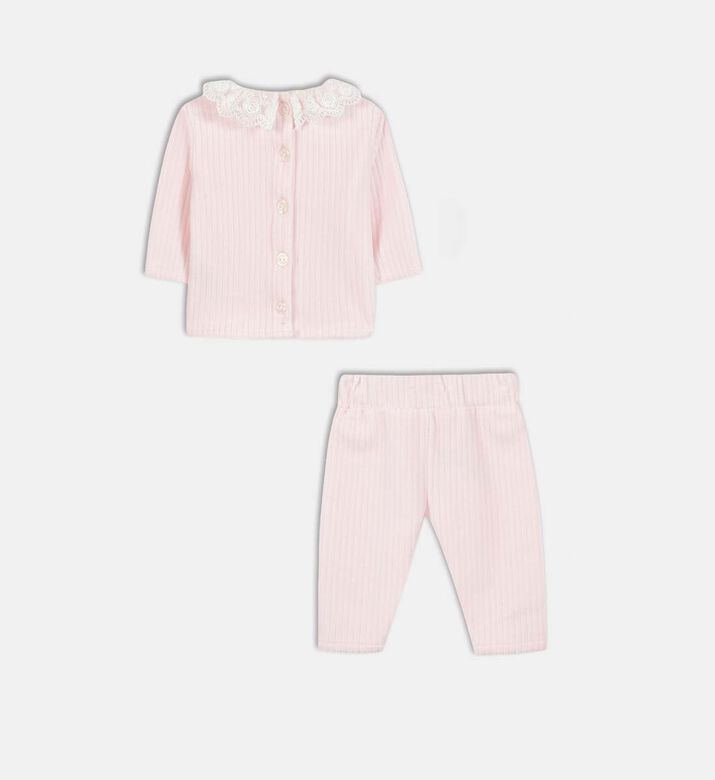 طقم مخملي طويل الأكمام