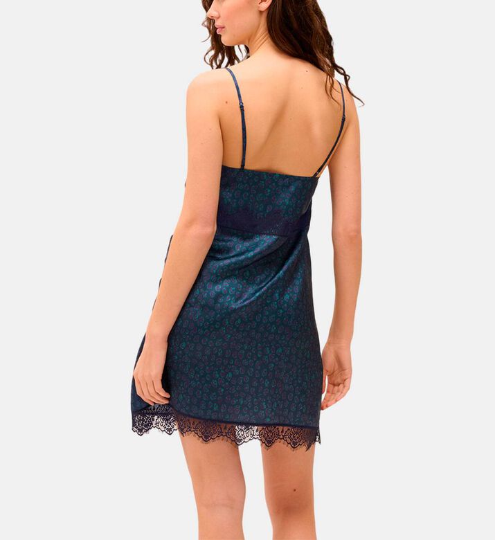 Simone Perele Nghtdrss, Model View