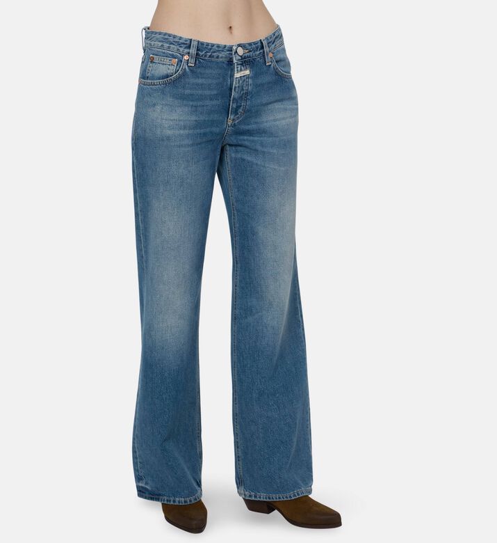 Closed Organic Cotton Flared Jeans, Blue, 28, Model View