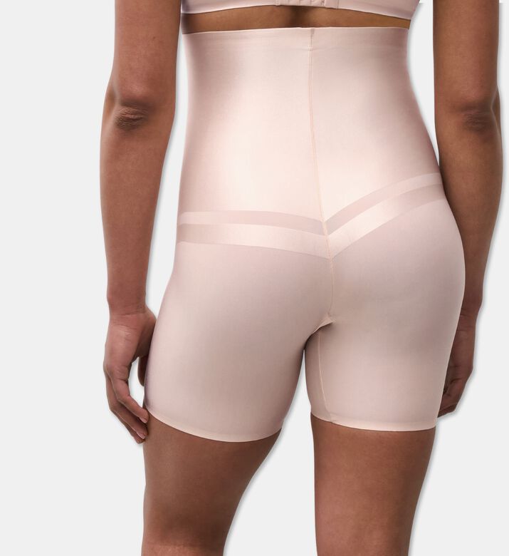 Chantelle High-waist Seamless Shaping Panty, Model View