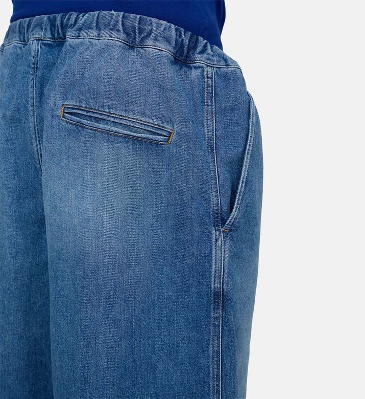 شورت جينز بحزام خصر مطاطي