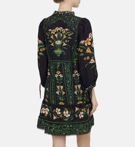 فستان أسود قصير مقوس بطبعة أزهار